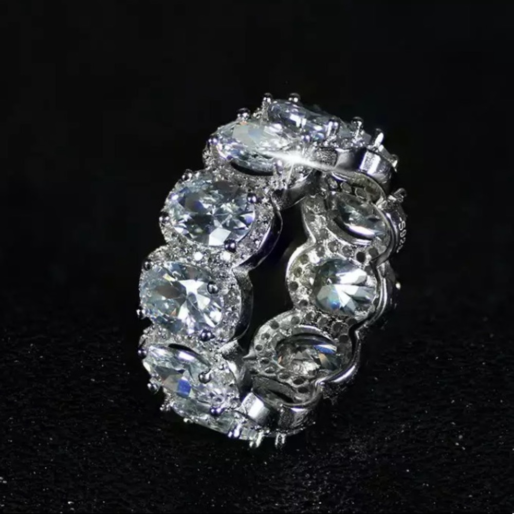 The “Traci” Oval Lab Created Diamond Pave Band - Picture 2 of 6